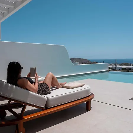 Muse οf Mykonos Luxury Plintri