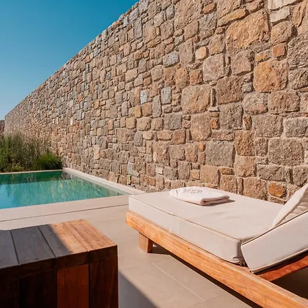 Muse οf Mykonos Luxury Plintri