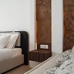 Muse οf Mykonos Luxury Plintri