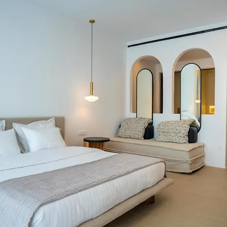 Muse οf Mykonos Luxury Hotel *