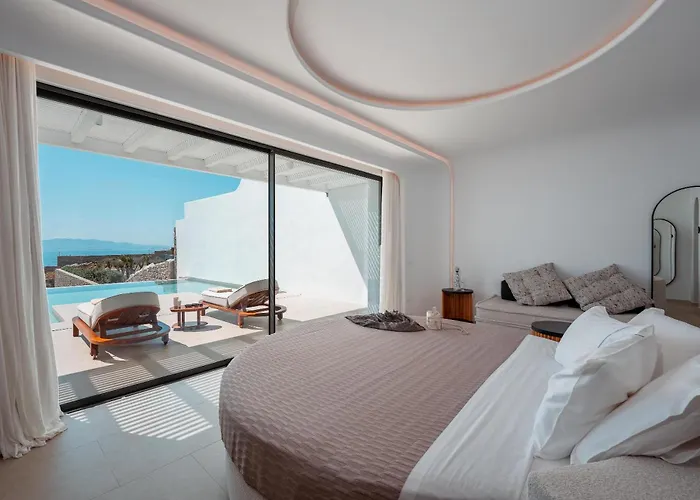 Muse οf Mykonos Luxury Plintri