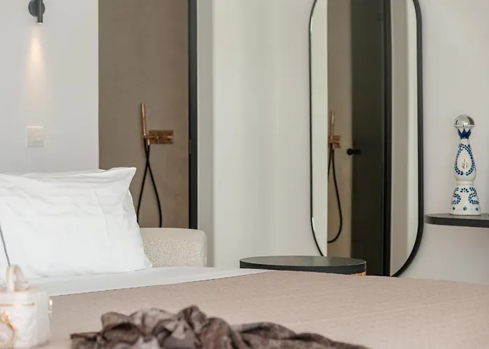 Muse οf Mykonos Luxury Plintri